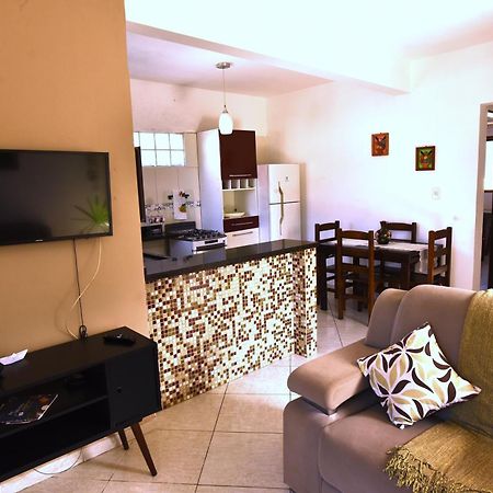 Apto Bem Equipado, Com 2 Quartos Acomoda Ate 6 Pessoas Confortavelmente Ubatuba Rum bild
